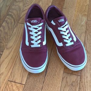 Maroon vans women’s 8 men’s 6.5